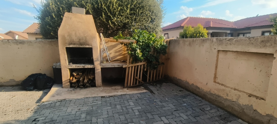 4 Bedroom Property for Sale in Tlhabane West North West